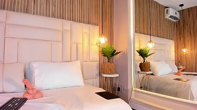 VenuzSofia online show from January 9, 11:09 pm