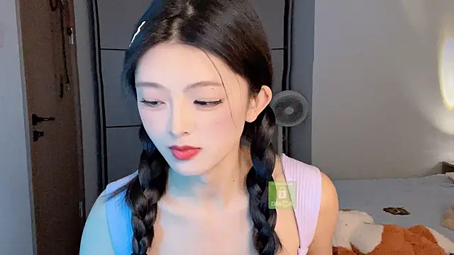 ronronner233 online show from November 14, 12:49 pm