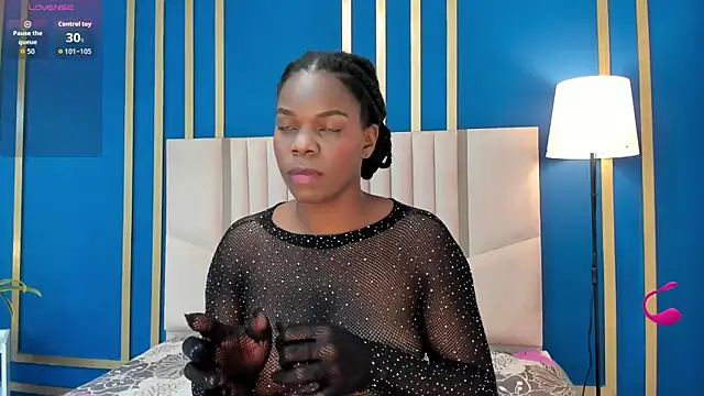 Katrina London online show from December 3, 7:49 pm