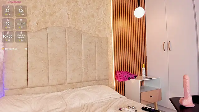 NAIA ROSSI online show from November 7, 7:08 pm