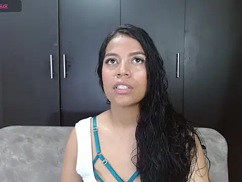 NandyKiss online show from November 25, 2:30 pm