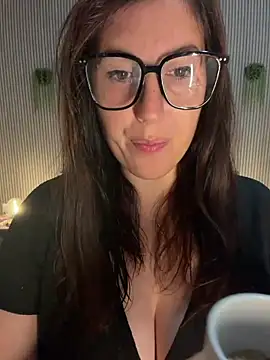 MysteryGirl   online show from June 22, 7:49 am