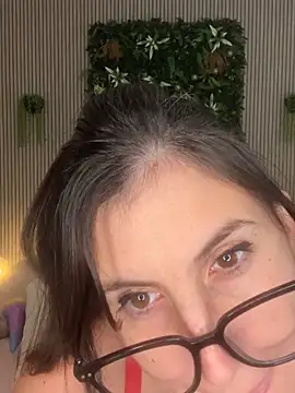 MysteryGirl   online show from October 28, 1:28 pm