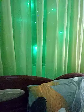 Esenia505 online show from January 7, 6:00 pm