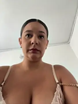 AmaraMyst online show from December 17, 5:28 pm