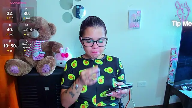 Emma boo online show from March 12, 5:15 pm