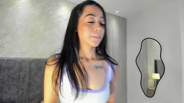 tammygreyyx online show from November 19, 2:33 am