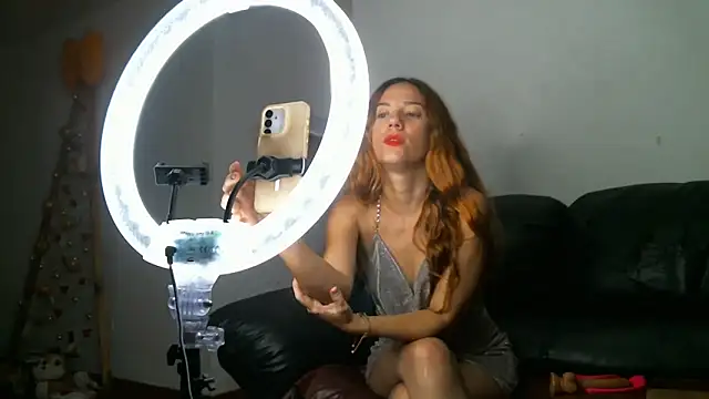 coffeandmilk1 online show from January 6, 10:35 pm