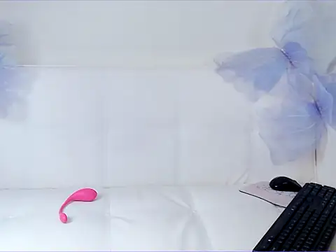 Luna loveU online show from February 11, 2:07 pm