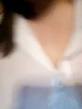 julybe online show from March 28, 3:44 pm