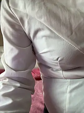 aniani11 online show from February 10, 7:44 am