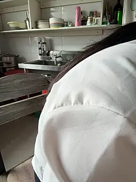 aniani11 online show from December 15, 5:45 am