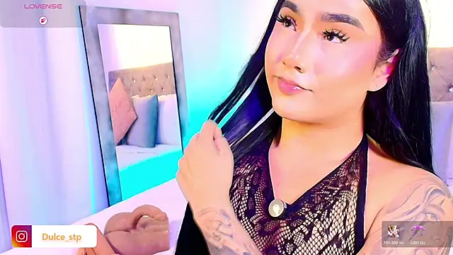 Vale prado online show from March 3, 9:21 pm