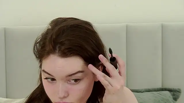 VickiBanx online show from March 2, 4:34 am