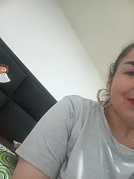 MaryRoze  online show from June 2, 1:17 am
