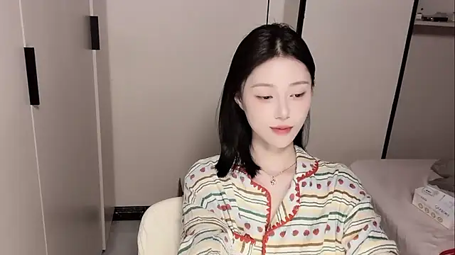 yuyu-33 online show from May 8, 2:09 pm