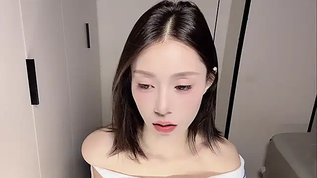 yuyu-33 online show from November 18, 2:23 am