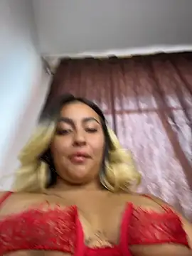 Elina Hills online show from June 7, 8:26 pm