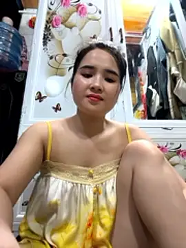 Okleotina9 online show from April 11, 7:45 am