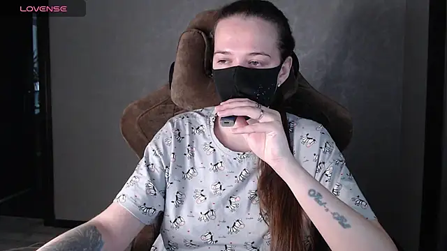 ZlatoslavaLo online show from November 26, 7:20 am