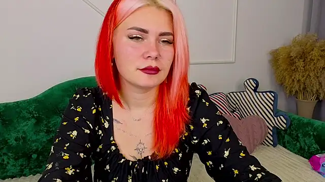 lada love online show from November 9, 10:05 pm