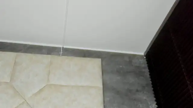 Liia Leens online show from January 19, 4:41 am