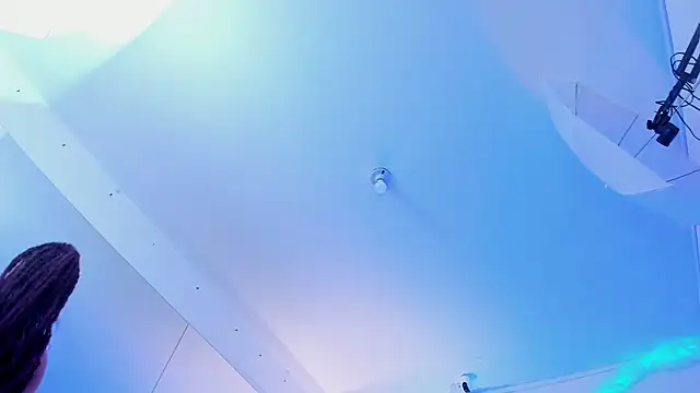 Lucerop  online show from February 14, 4:03 am