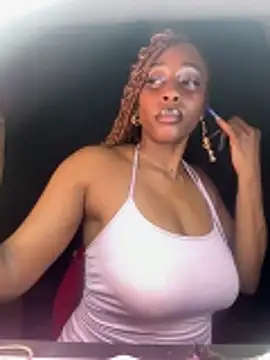 MadameMuse online show from April 4, 2:10 am