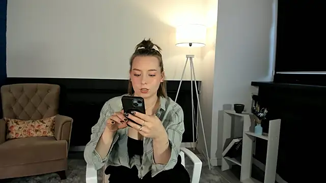 VanitaOkamoto online show from November 5, 11:26 am