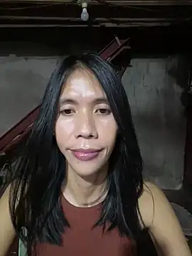 bellaUtops online show from April 18, 2:30 pm