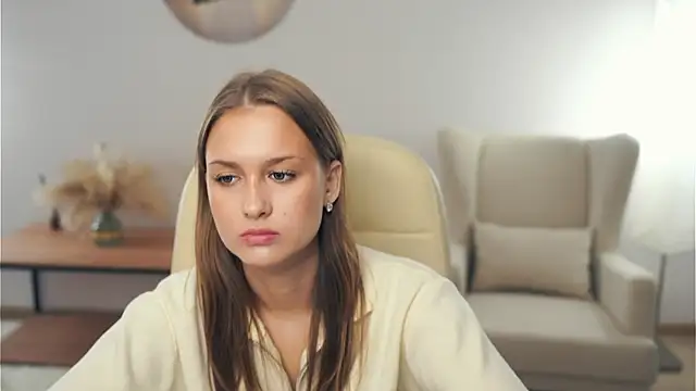 LorisCasaus online show from November 1, 7:34 am