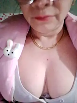 small-house123 online show from February 8, 12:09 pm