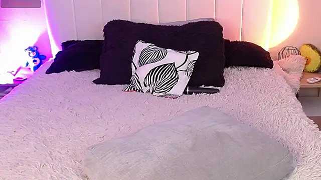 AlexaHart online show from December 17, 10:03 pm