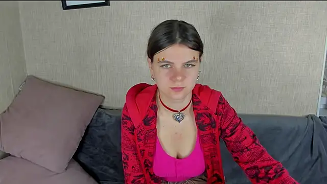 Zorianaa online show from December 4, 9:15 pm