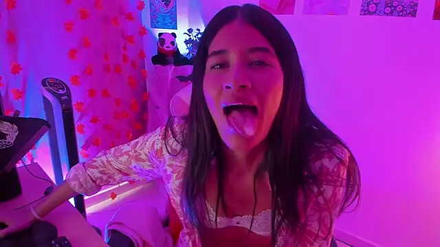 TerraBlack2121 online show from November 3, 3:05 pm