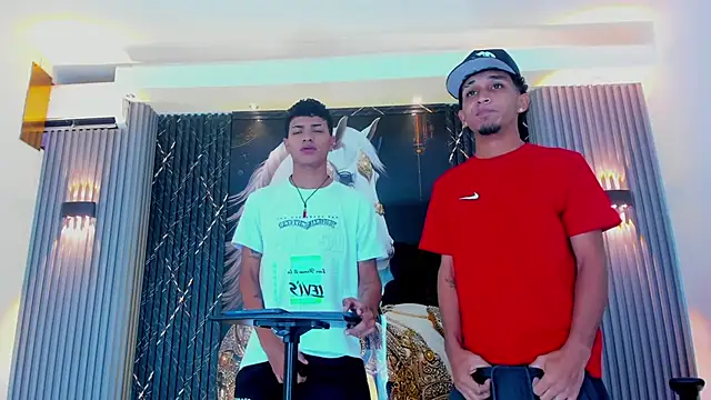 Yilmer hot online show from November 4, 4:06 am