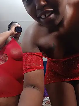 SweetSavage18 online show from July 3, 7:42 pm