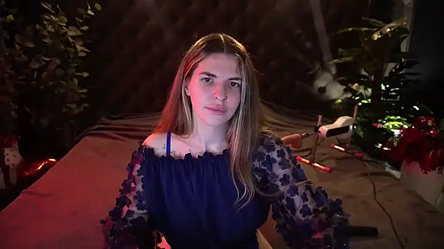 DanielaReign online show from March 3, 1:50 pm