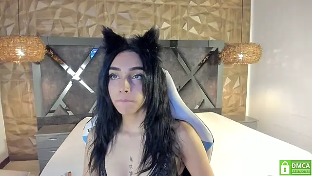 Kiara velvet   online show from April 10, 6:41 am