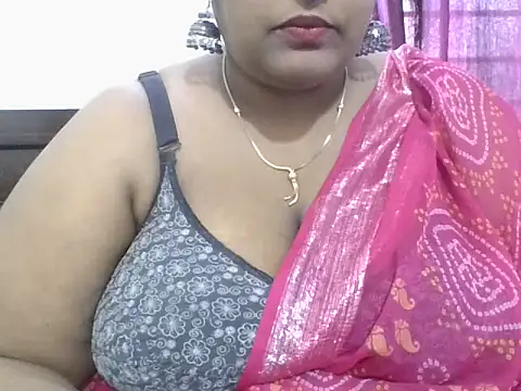 hootypriya online show from February 26, 5:17 am