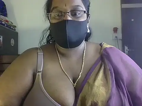 hootypriya online show from July 27, 4:37 pm