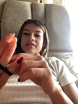 SofiaVegga online show from December 4, 3:57 pm