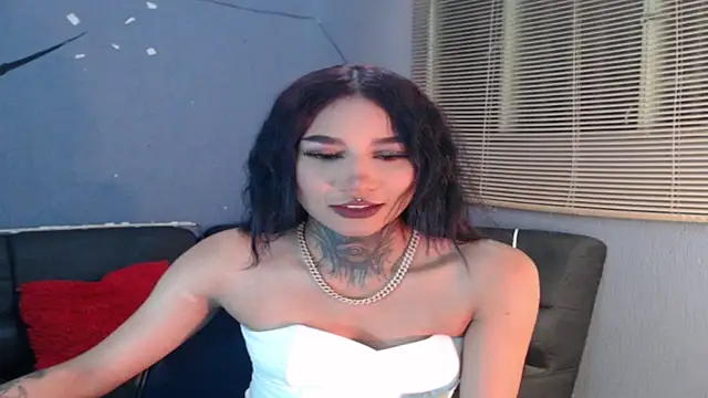 lyam ebony  online show from November 24, 3:19 am