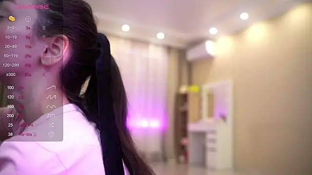 Bananalizzy online show from May 20, 10:56 am