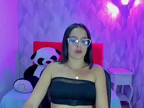 IsabellaRousset online show from November 12, 3:59 am