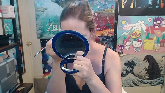 Savanah Banana  online show from December 1, 11:03 am