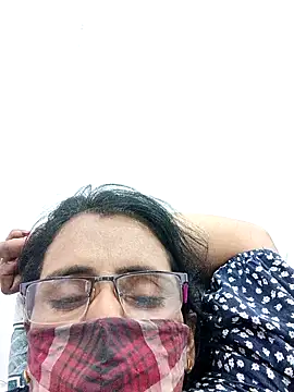 sanjana077 online show from March 22, 11:38 am