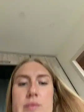 olliebells online show from June 12, 12:13 pm