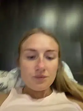 olliebells online show from June 7, 6:48 pm
