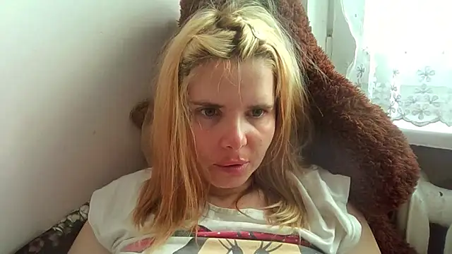 HornyElena online show from March 17, 2:43 pm